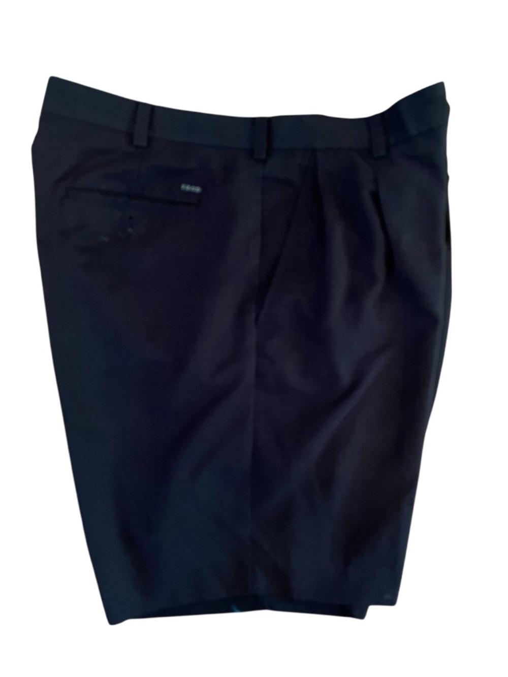 Izod Men's Black Pleated Front Golf Shorts